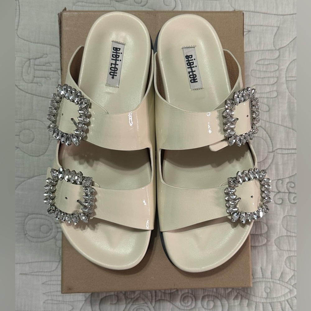 NEW Bibi Lou Crystal Buckles Bibi Lou Rose 38 Off White Cream Anthropologie